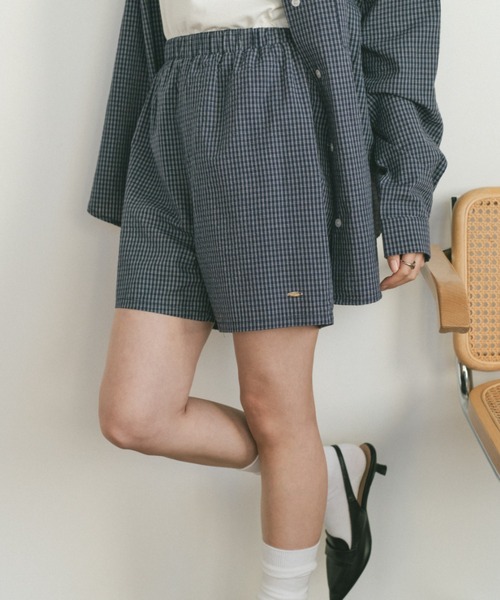 VANNIE U(ヴァニーユー)の「オリジナルプレートコットンチェックハーフパンツ(その他パンツ・レディース・アイボリー/ネイビー・FREE)」の17枚目の写真