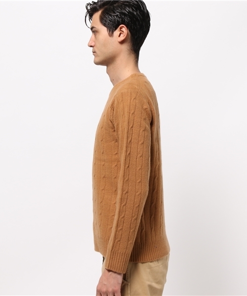 URBAN RESEARCH(アーバンリサーチ)の「UR ウールカシミヤケーブルニット(ニット/セーター・メンズ・レッド/キャメル/ホワイト/ネイビー/ブルー・MEDIUM/LARGE)」の16枚目の写真