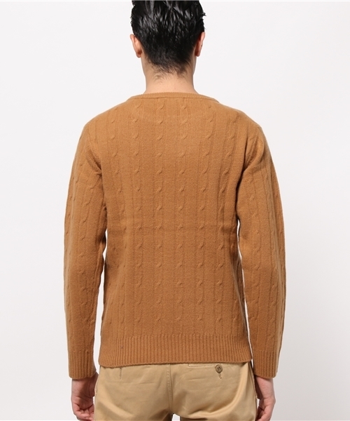 URBAN RESEARCH(アーバンリサーチ)の「UR ウールカシミヤケーブルニット(ニット/セーター・メンズ・レッド/キャメル/ホワイト/ネイビー/ブルー・MEDIUM/LARGE)」の17枚目の写真