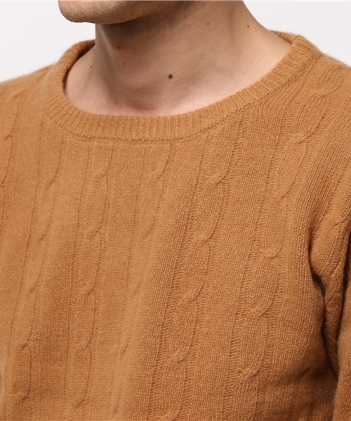 URBAN RESEARCH(アーバンリサーチ)の「UR ウールカシミヤケーブルニット(ニット/セーター・メンズ・レッド/キャメル/ホワイト/ネイビー/ブルー・MEDIUM/LARGE)」の18枚目の写真