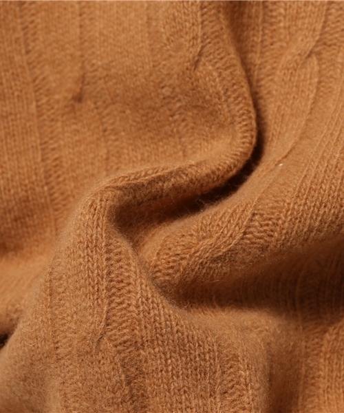 URBAN RESEARCH(アーバンリサーチ)の「UR ウールカシミヤケーブルニット(ニット/セーター・メンズ・レッド/キャメル/ホワイト/ネイビー/ブルー・MEDIUM/LARGE)」の21枚目の写真