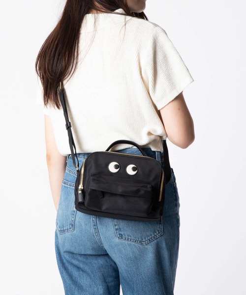 アイズ クロスボディ ポーチ | Anya Hindmarch JP