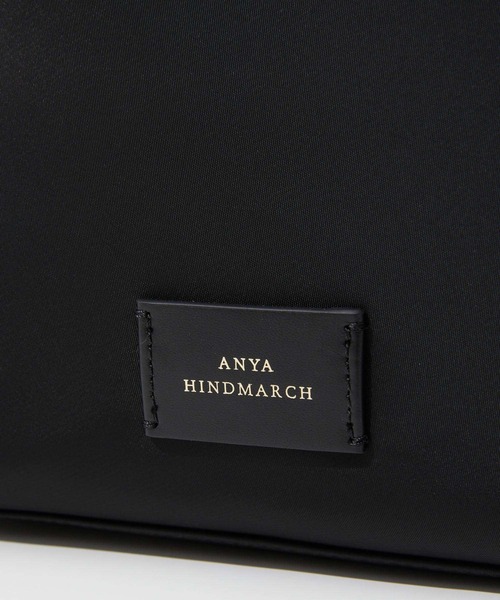 極美品　ANYA HINDMARCHアニヤハインドマーチ　アイズ　ポーチブラック アニヤハインドマーチ Anya Hindmarch ANYA HINDMARCH ポーチ