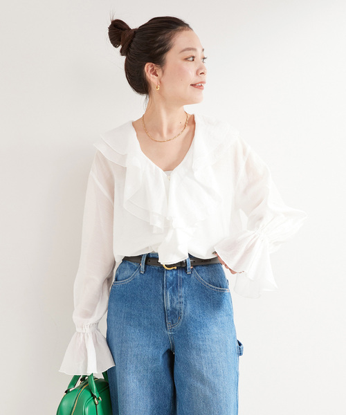 B.C STOCK（ベーセーストック）の「ミニリップラッフルブラウス