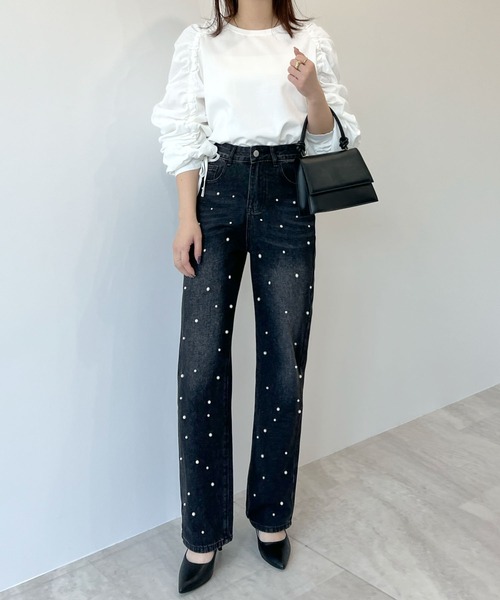 Futier land(フューティアランド)の「パール付デニム(デニムパンツ・レディース・ライトブルー/ブラック・MEDIUM/LARGE/SMALL)」の10枚目の写真