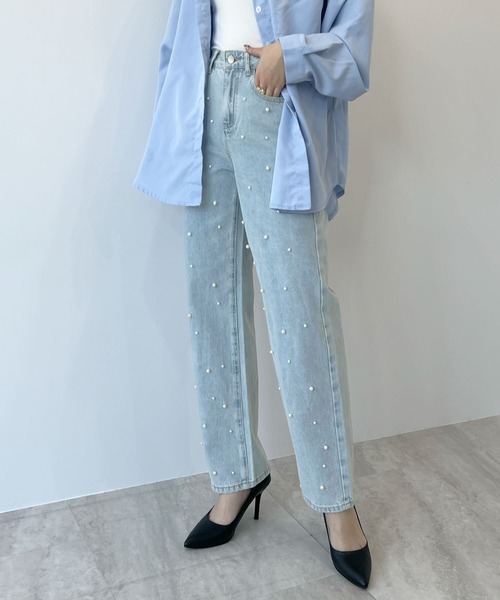 Futier land(フューティアランド)の「パール付デニム(デニムパンツ・レディース・ライトブルー/ブラック・MEDIUM/LARGE/SMALL)」の16枚目の写真