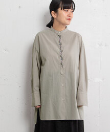 ボタニカル比翼刺繍ロングシャツ