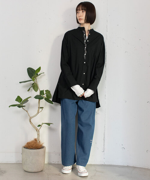 POU DOU DOU（プードゥドゥ）の「ボタニカル比翼刺繍ロングシャツ（シャツ/ブラウス・レディース・ブラック/オフホワイト/ライトグレー・M）」の7枚目の写真