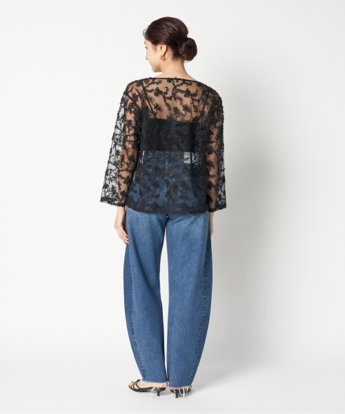 HELIOPOLE(エリオポール)の「FLORAL PATTERN SHEER BLOUSE(シャツ/ブラウス・レディース・ホワイト/ブラック・38)」の5枚目の写真