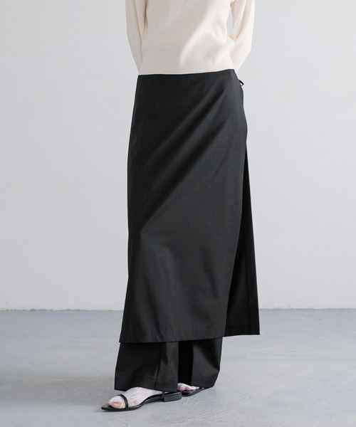 yuw（ユウ）の「ラップスカ－トレイヤードパンツ　 323458（その他パンツ・レディース・ブラック/グレー・MEDIUM/LARGE）」の5枚目の写真