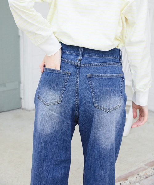 Petit Honfleur（プチオンフルール）の「バギーデニムパンツ（デニムパンツ・レディース・ブルー/ネイビー・64/67）」の7枚目の写真