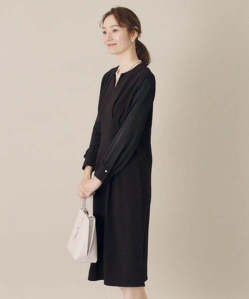 ITS'DEMO（イッツデモ）の「◆【通勤／手洗い可】カットジョーゼットワンピース（ワンピース・レディース・ベージュ/ナチュラル/ブラック・00）」の4枚目の写真