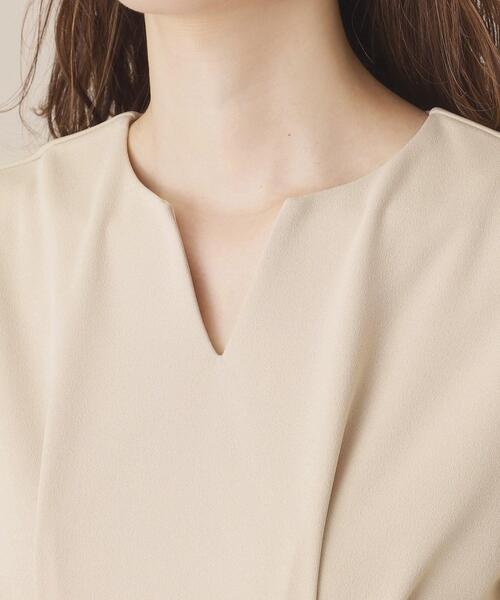 ITS'DEMO（イッツデモ）の「◆【通勤／手洗い可】カットジョーゼットワンピース（ワンピース・レディース・ベージュ/ナチュラル/ブラック・00）」の19枚目の写真