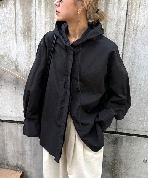 feepur（フェピュール）の「タフタフーディーシャツ（シャツ/ブラウス・レディース・ブラック/オフホワイト・MEDIUM）」の8枚目の写真
