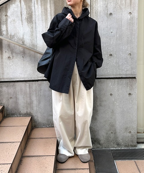 feepur（フェピュール）の「タフタフーディーシャツ（シャツ/ブラウス・レディース・ブラック/オフホワイト・MEDIUM）」の3枚目の写真