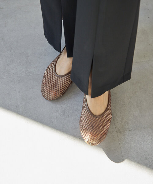 THE PAUSE（ザ ポーズ）の「【THE PAUSE】メッシュフラットシューズ（パンプス・レディース・ブラック/ブラウン・36/38/37）」の7枚目の写真
