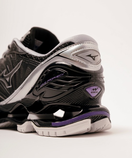 MIZUNO(ミズノ )の「Wave Prophecy LS(スニーカー・メンズ・ブラック・26/26.5/27/27.5/28)」の5枚目の写真