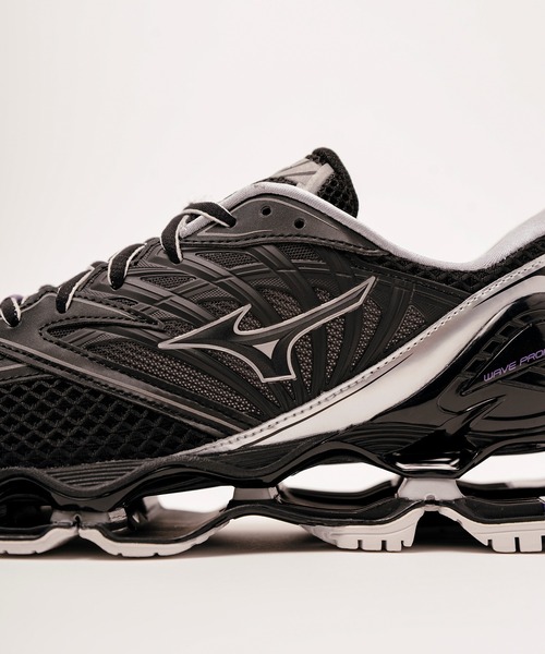 MIZUNO(ミズノ )の「Wave Prophecy LS(スニーカー・メンズ・ブラック・26/26.5/27/27.5/28)」の4枚目の写真