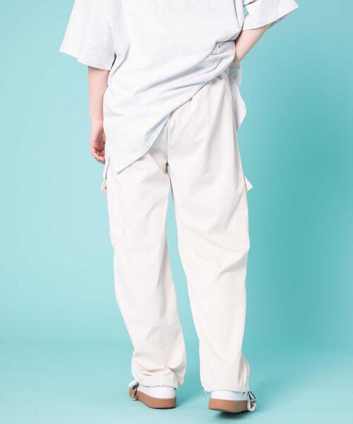 WOND（ウォンド）の「WOND/ビッグポケットカーゴパンツ（カーゴパンツ・レディース・ピンク/ブラック/オフホワイト・FREE）」の18枚目の写真