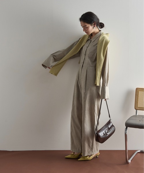 THE YOn（ザヨン）の「ニュアンスバックルパテントフェイクレザーショルダーバッグ（ショルダーバッグ・レディース・ブラック/サックスブルー/ブラウン・FREE）」の14枚目の写真