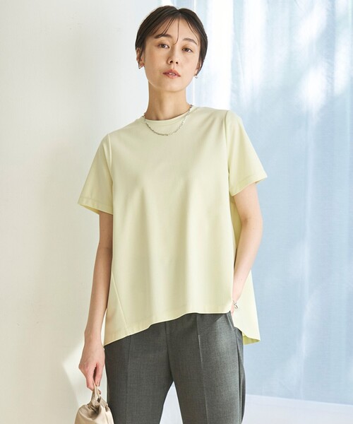 UNFILO（アンフィーロ）の「BEAUTY FORM-T バックフレアTシャツ（Tシャツ/カットソー・レディース・ホワイト系/グレー系/ネイビー系/ベージュ系/黄緑系/ブルー系/ブラック系・SMALL/MEDIUM/LARGE）」の10枚目の写真
