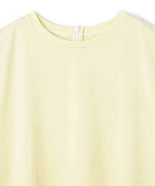 UNFILO(アンフィーロ)の「BEAUTY FORM-T バックフレアTシャツ(Tシャツ/カットソー・レディース・ホワイト系/グレー系/ネイビー系/ベージュ系/黄緑系/ブルー系/ブラック系・SMALL/MEDIUM/LARGE)」の13枚目の写真