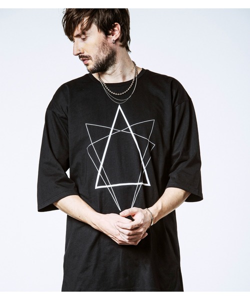 NO ID.（ノーアイディ）の「【NO ID.】Geometric Print Big T-Shirt / ジオメトリック プリント ビッグ Tシャツ（Tシャツ/カットソー・メンズ・グレー/ブラック/ホワイト・ONE SIZE）」の22枚目の写真