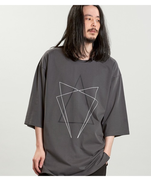 NO ID.（ノーアイディ）の「【NO ID.】Geometric Print Big T-Shirt / ジオメトリック プリント ビッグ Tシャツ（Tシャツ/カットソー・メンズ・グレー/ブラック/ホワイト・ONE SIZE）」の9枚目の写真