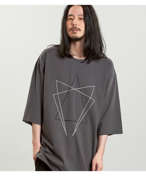 NO ID.（ノーアイディ）の「【NO ID.】Geometric Print Big T-Shirt / ジオメトリック プリント ビッグ Tシャツ（Tシャツ/カットソー・メンズ・グレー/ブラック/ホワイト・ONE SIZE）」の7枚目の写真