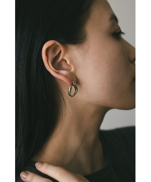 STYLEMIXER(スタイルミキサー)の「アートモチーフピアス(ピアス(両耳用)・レディース・シルバー/ゴールド・FREE)」の1枚目の写真