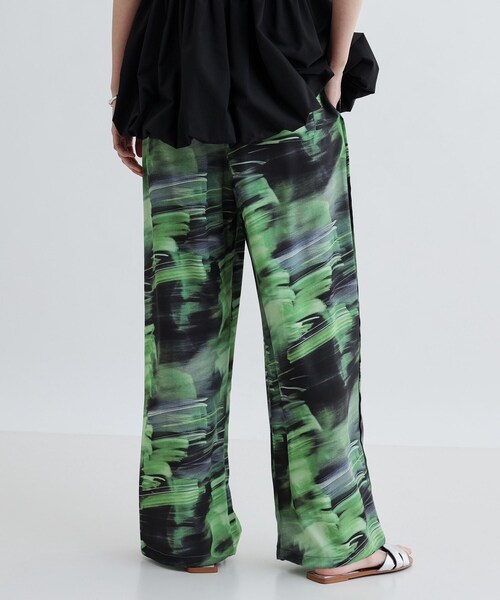 GALLEST（ギャレスト）の「プリントイージーワイドストレートパンツ（その他パンツ・レディース・キャメル/グリーン・38/36）」の6枚目の写真