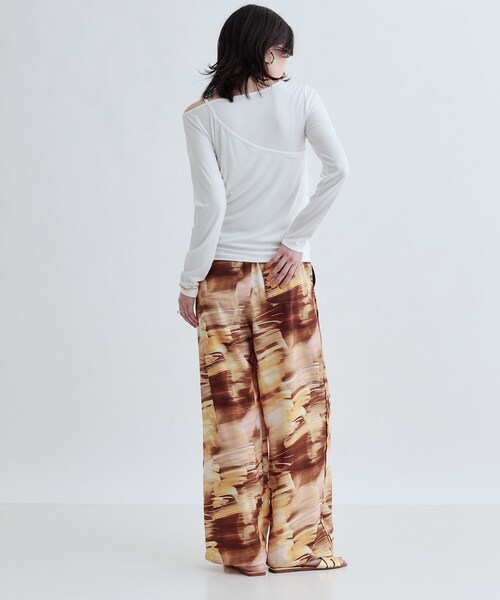 GALLEST（ギャレスト）の「プリントイージーワイドストレートパンツ（その他パンツ・レディース・キャメル/グリーン・38/36）」の9枚目の写真