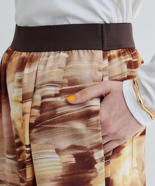 GALLEST（ギャレスト）の「プリントイージーワイドストレートパンツ（その他パンツ・レディース・キャメル/グリーン・38/36）」の13枚目の写真