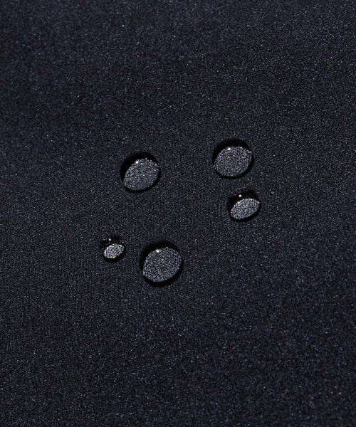 GERRY（ジェリー）の「GERRY / ジェリー 別注 <撥水・防風> ラバー/刺繍ロゴ オーバーサイズ フードパディングジャケット【BARK MANHATTAN】（ダウンジャケット/コート・メンズ・チャコール/アイボリー/ライトグリーン/ブラック/グレイッシュベージュ・M/L）」の7枚目の写真