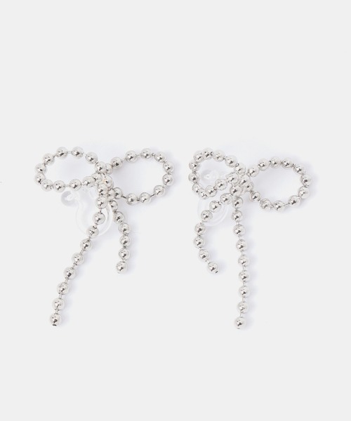 FOREVER 21(フォーエバー トゥエンティーワン)の「リボンノンホールピアス(ピアス(両耳用)・レディース・ゴールド/シルバー・FREE)」の3枚目の写真