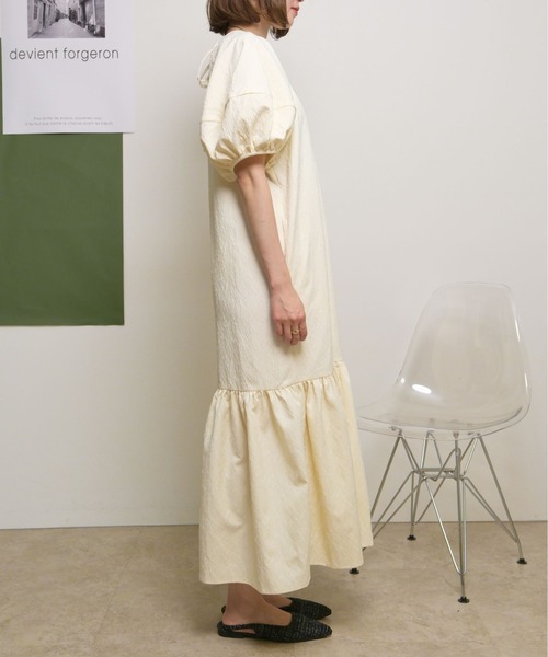 palm RICHE(ポームリシュ)の「ふくれジャガードマーメードシルエットボリューム袖ワンピース(ワンピース・レディース・イエロー/アイボリー/ブラック・M)」の12枚目の写真