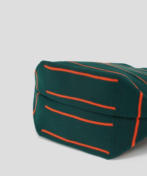 JNBY（ジェーエヌビーワイ）の「HOME Striped Knit Tote Bag / ストライプニットトートバッグ（トートバッグ・レディース・グリーン/グレー・ONE SIZE）」の15枚目の写真