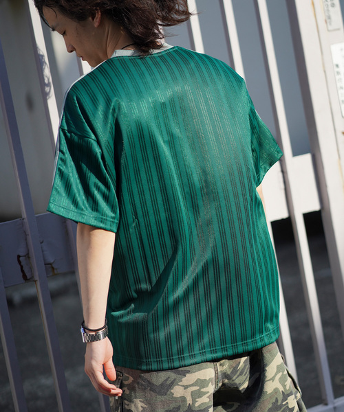 JOINT WORKS(ジョイントワークス)の「ADIDAS/アディダスADICOLOR POLY/Tシャツ(Tシャツ/カットソー・メンズ・グリーン/レッド/ホワイト/ブラック・MEDIUM/LARGE)」の6枚目の写真