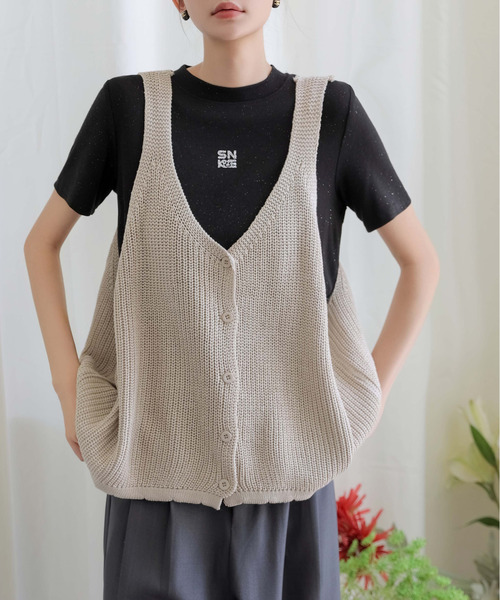 FINEnough(ファインナフ)の「片畦前ボタンゆる編みニットタンク(ニット/セーター・レディース・ベージュ/グリーン/ホワイト/ブラック・FREE)」の18枚目の写真