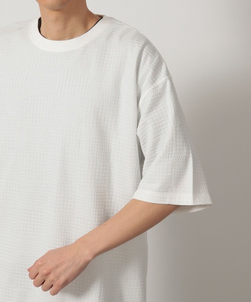 LAKOLE(ラコレ)の「チェックジャガード半袖T / 327725(Tシャツ/カットソー・メンズ・ホワイト/セージグリーン/ブラック・MEDIUM/LARGE)」の16枚目の写真