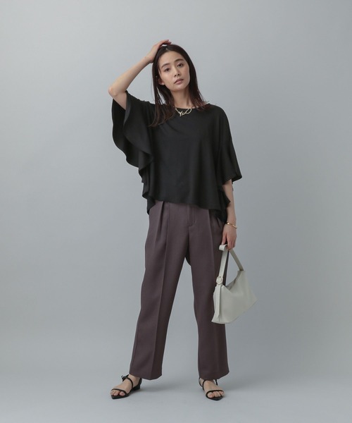 GLOBAL WORK(グローバルワーク)の「ビッグフリルチュニック半袖/MATINEE LINE/327910(Tシャツ/カットソー・レディース・アイボリー/ブラック/チャコール・REGULAR/LONG)」の10枚目の写真