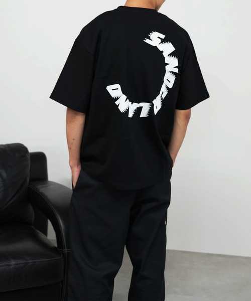 BASIS(ベイシス)の「SANDER LAND 9.1ozマグナムウェイト バックサークルロゴ ビッグシルエット 半袖Tシャツ(Tシャツ/カットソー・メンズ・ホワイト/ブラック・MEDIUM/LARGE/X-LARGE)」の3枚目の写真