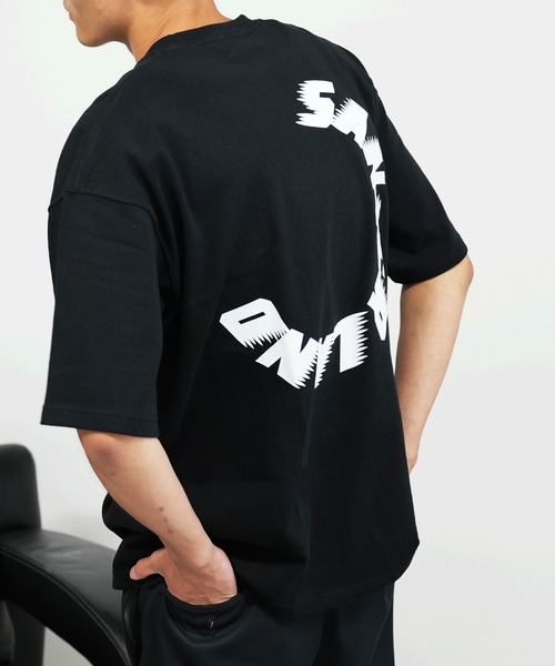 BASIS(ベイシス)の「SANDER LAND 9.1ozマグナムウェイト バックサークルロゴ ビッグシルエット 半袖Tシャツ(Tシャツ/カットソー・メンズ・ホワイト/ブラック・MEDIUM/LARGE/X-LARGE)」の5枚目の写真