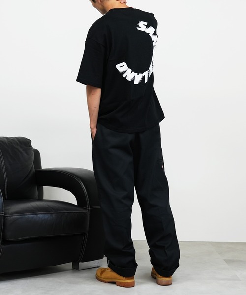 BASIS(ベイシス)の「SANDER LAND 9.1ozマグナムウェイト バックサークルロゴ ビッグシルエット 半袖Tシャツ(Tシャツ/カットソー・メンズ・ホワイト/ブラック・MEDIUM/LARGE/X-LARGE)」の17枚目の写真