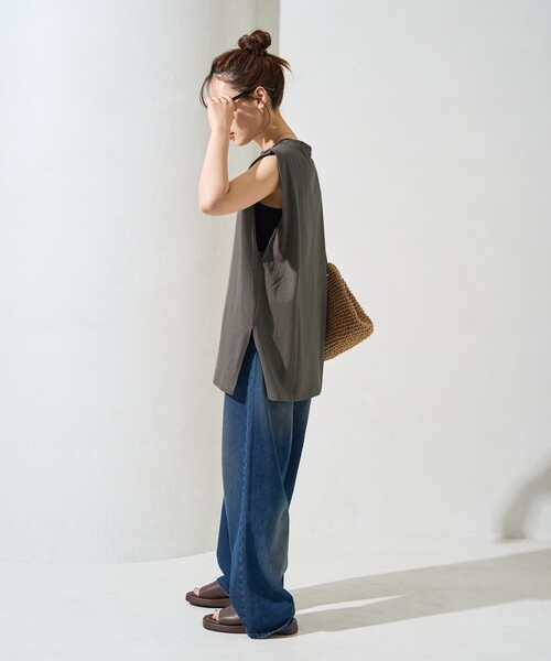 FREAK'S STORE（フリークスストア）の「限定展開　袖 インタック ノースリーブ Tシャツ（Tシャツ/カットソー・レディース・オフホワイト/ブルー/ブラック/オリーブ/レンガ/グレー・ﾌﾘ-）」の12枚目の写真