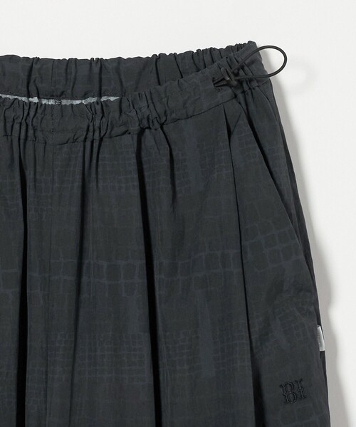 Charcoal TOKYO(チャコールトーキョー)の「【別注】<Charcoal>バギー パンツ(その他パンツ・レディース・ブラウン系/ダークグレー・FREE)」の22枚目の写真