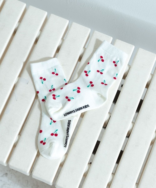 LOWRYS FARM(ローリーズファーム)の「アソートガラソックスSQ 327469(ソックス/靴下・キッズ・ホワイト系その他/ホワイト系その他3/ブラック系その他2/ホワイト系その他2/ブラック系その他/ブラック系その他3/アイボリー/その他4/シルバー系その他/レッド/ブラック/その他3/ライトグレー・MEDIUM/LARGE/X-LARGE)」の5枚目の写真