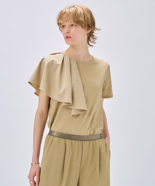 cloenc（クロエンス）の「【マシンウォッシュ】ラッフルプルオーバー（Tシャツ/カットソー・レディース・ブラック/ホワイト/ベージュ・02）」の3枚目の写真