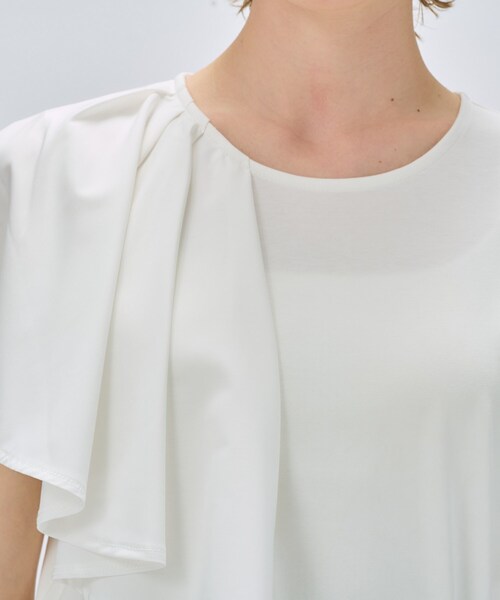 cloenc（クロエンス）の「【マシンウォッシュ】ラッフルプルオーバー（Tシャツ/カットソー・レディース・ブラック/ホワイト/ベージュ・02）」の8枚目の写真