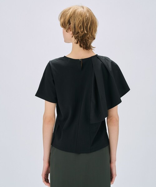 cloenc（クロエンス）の「【マシンウォッシュ】ラッフルプルオーバー（Tシャツ/カットソー・レディース・ブラック/ホワイト/ベージュ・02）」の5枚目の写真